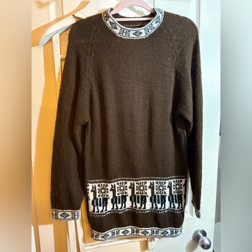 Brown Knit Sweater with White and brown alpaca Pattern